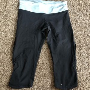 Lululemon cropped leggings Grey blue Sz 6